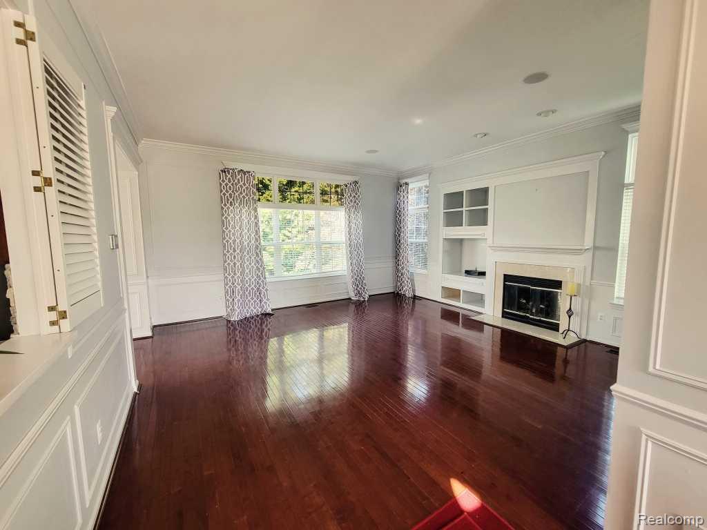 124 Champlain Boulevard, Howell, MI 48843 — Photo 11