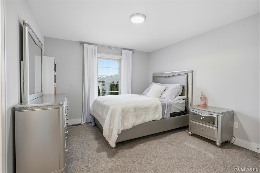 56496 Leeds Lane, Macomb, MI 48042 — Photo 27