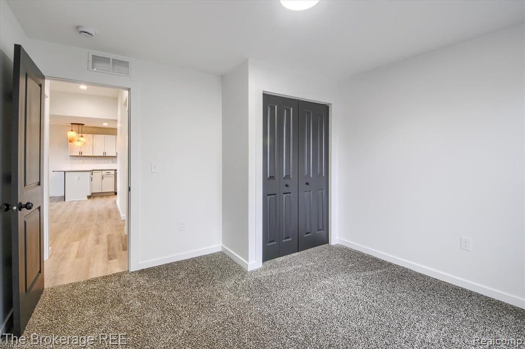 4507 N BELSAY Road, Flint, MI 48506 — Photo 30