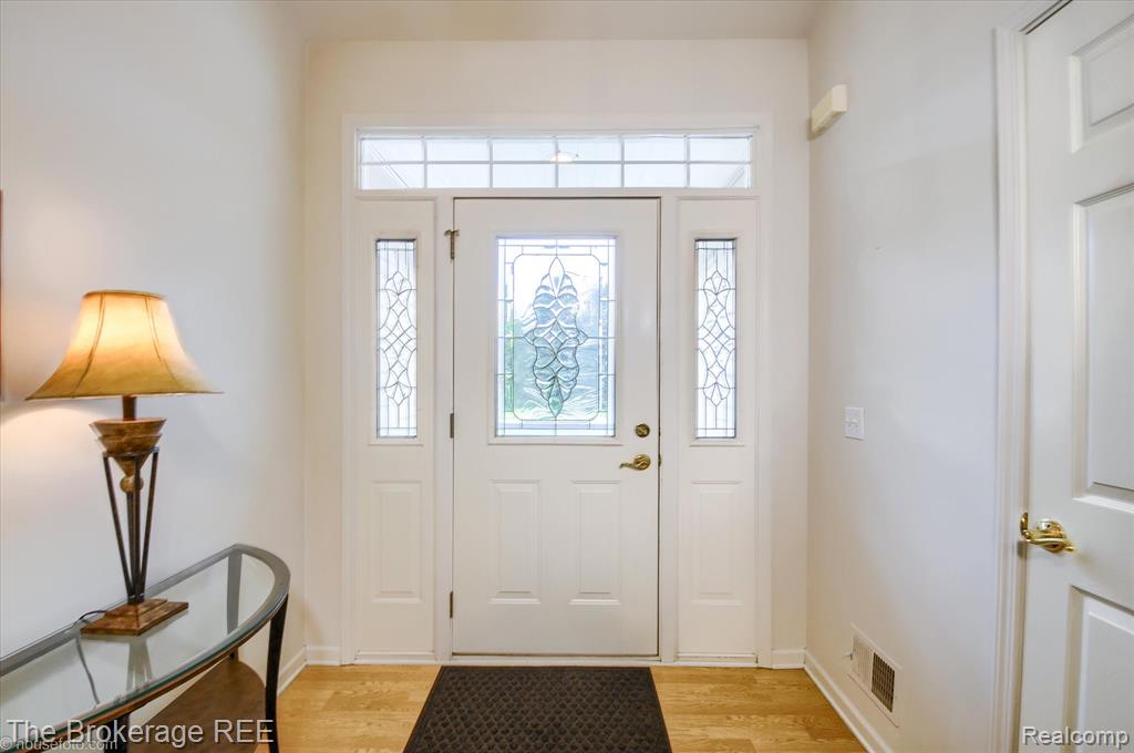 4435 Great Oaks Drive, Grand Blanc, MI 48439 — Photo 11