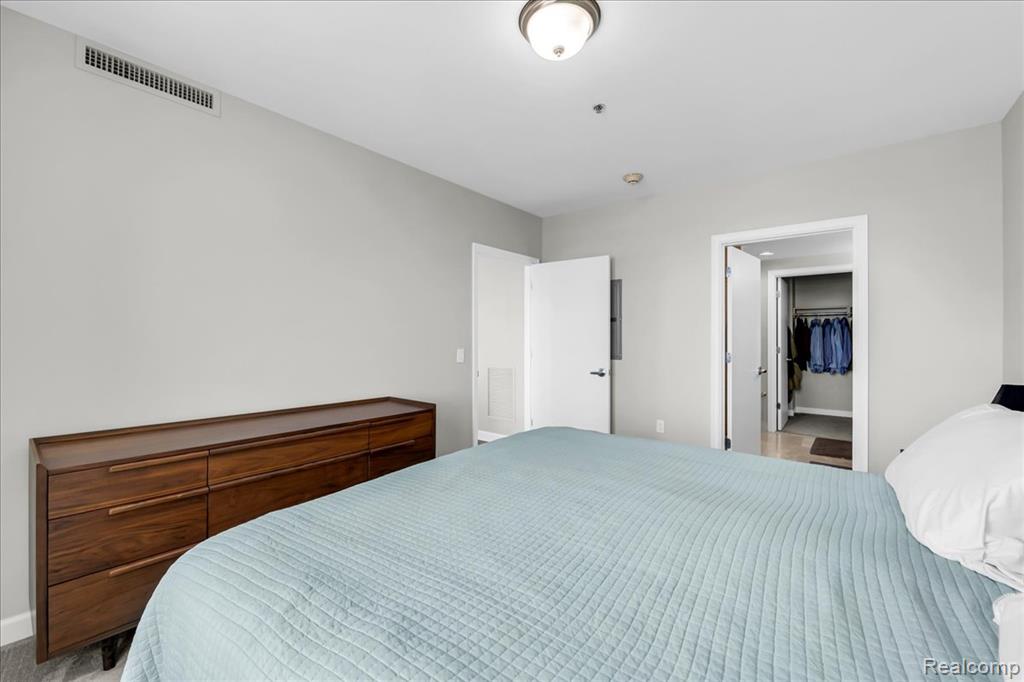 525 W LAFAYETTE Boulevard, 11D, Detroit, MI 48226 — Photo 29