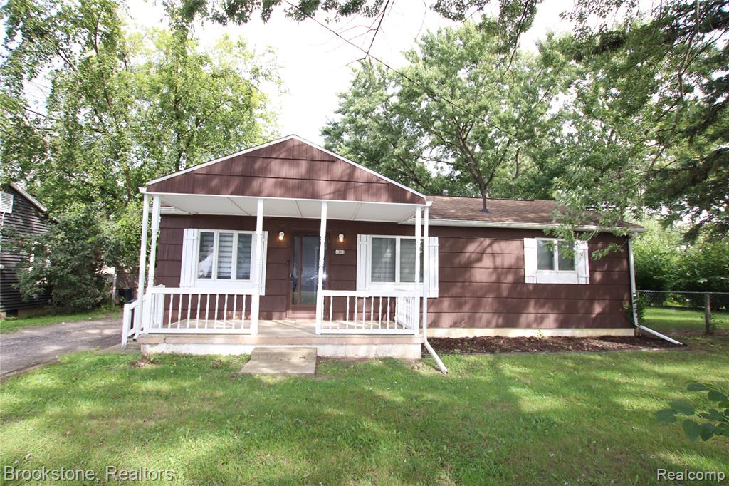 4303 Columbine Avenue, Burton, MI 48529 — front exterior