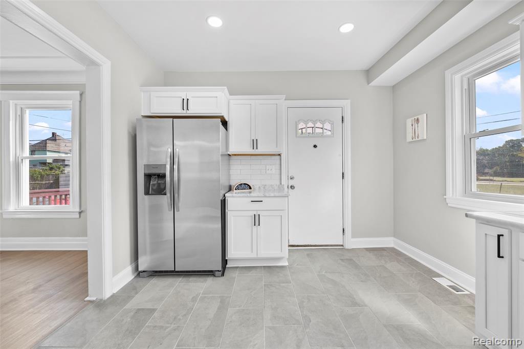 3636 Maxwell Street, Detroit, MI 48214 — Photo 17