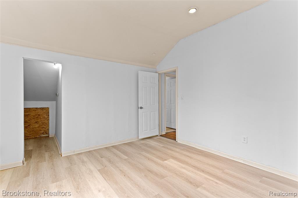 7645 Fisher Avenue, Warren, MI 48091 — Photo 12