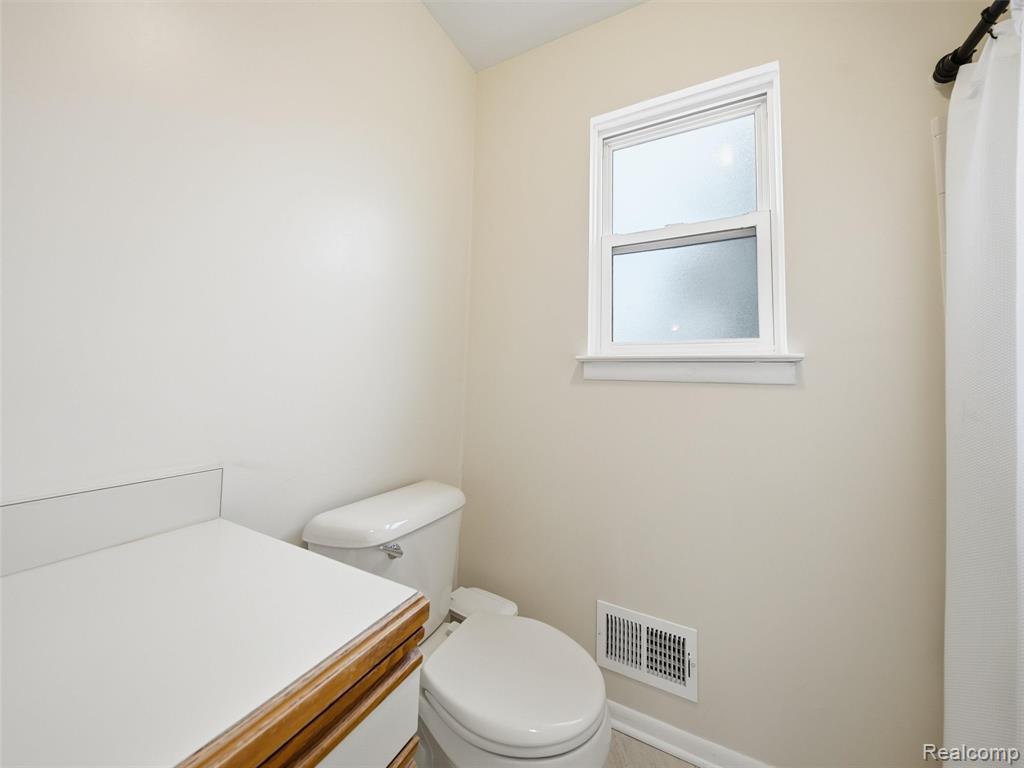 6199 Heyer Street, Romulus, MI 48174 — Photo 24