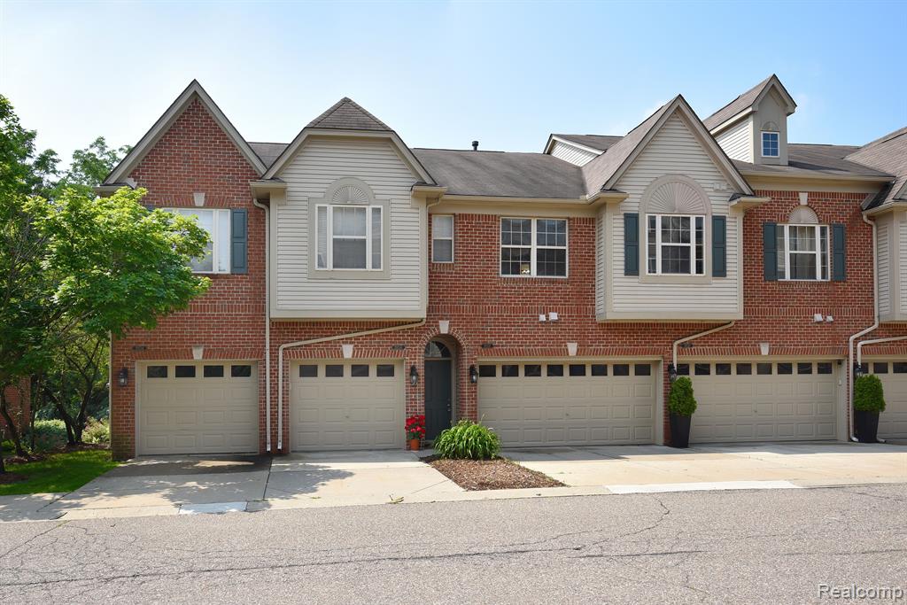 39516 ROCKCREST Lane, Northville, MI 48168 — front exterior