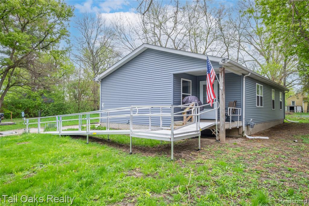 2616 Maryland Avenue, Flint, MI 48506 — Photo 3