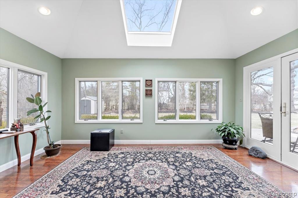 21524 THOROFARE Road, Grosse Ile, MI 48138 — Photo 7
