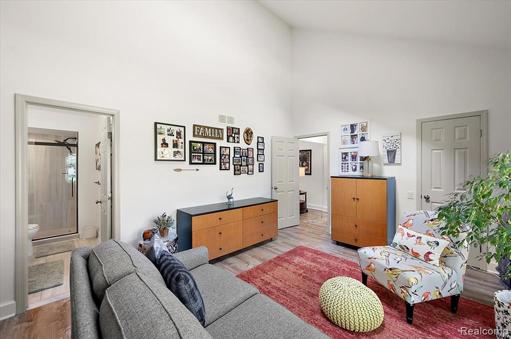 42228 Lochmoor Street, Clinton Twp, MI 48038 — Photo 14