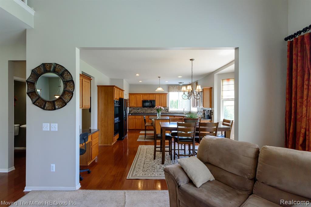 43825 S Timberview Drive, Belleville, MI 48111 — Photo 8