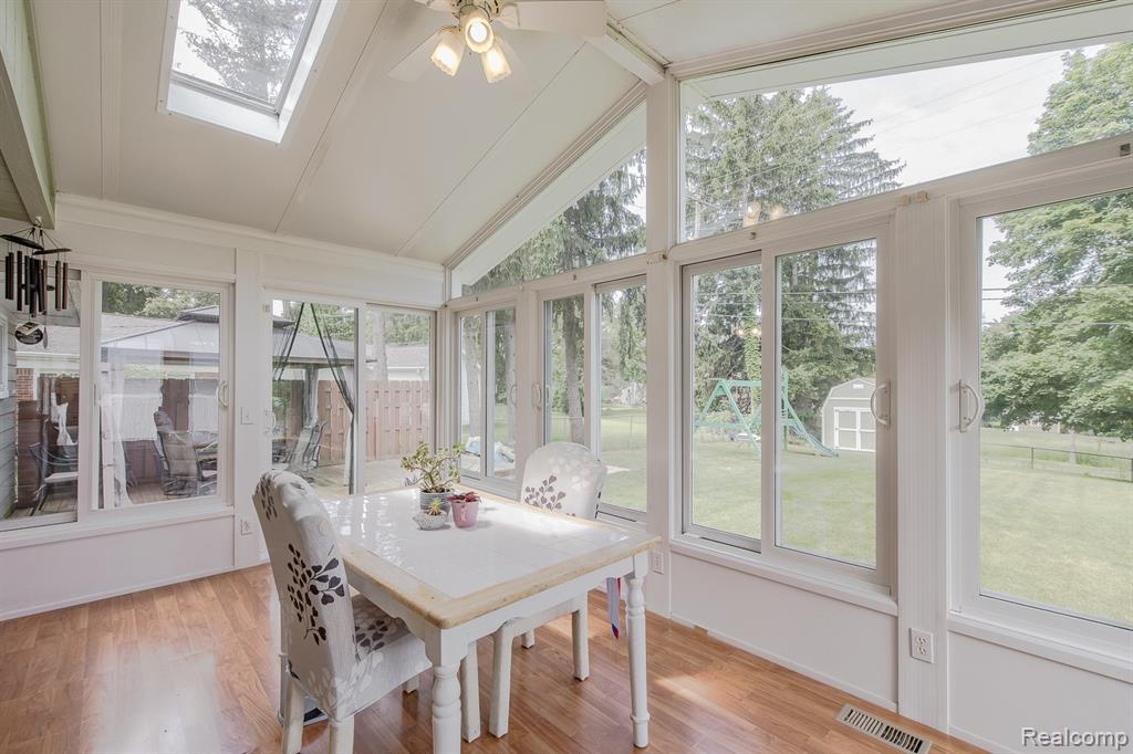 880 Joslyn Road, Lake Orion, MI 48362 — Photo 16