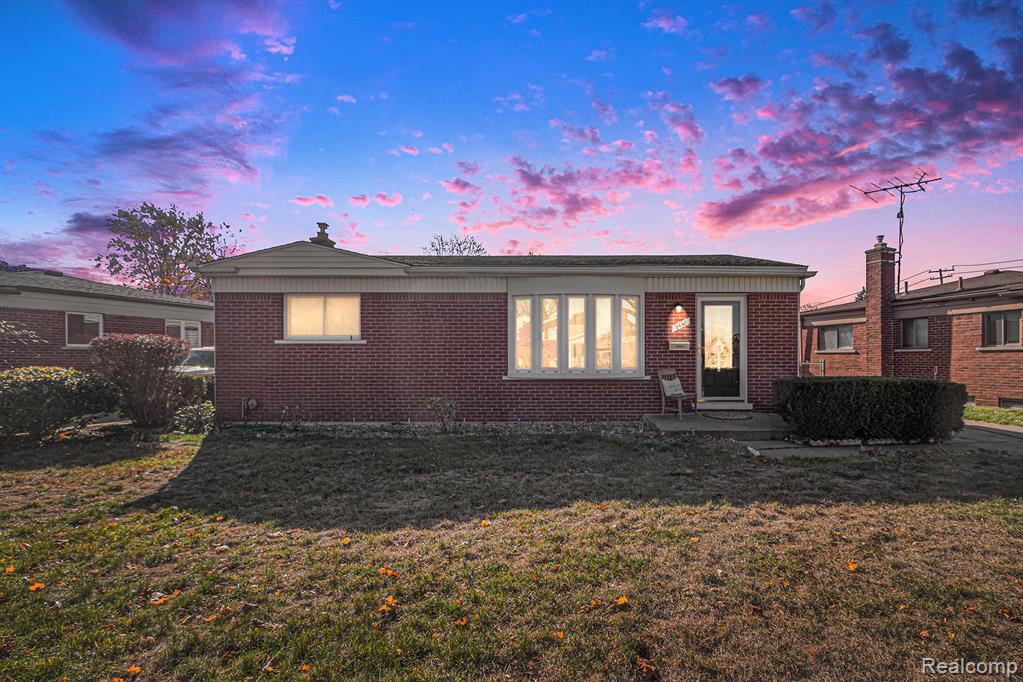 9448 Blaty Street, Taylor, MI 48180 — front exterior