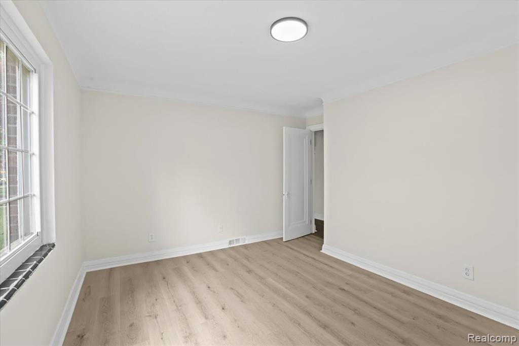 294 Riverside Drive, Detroit, MI 48215 — Photo 26