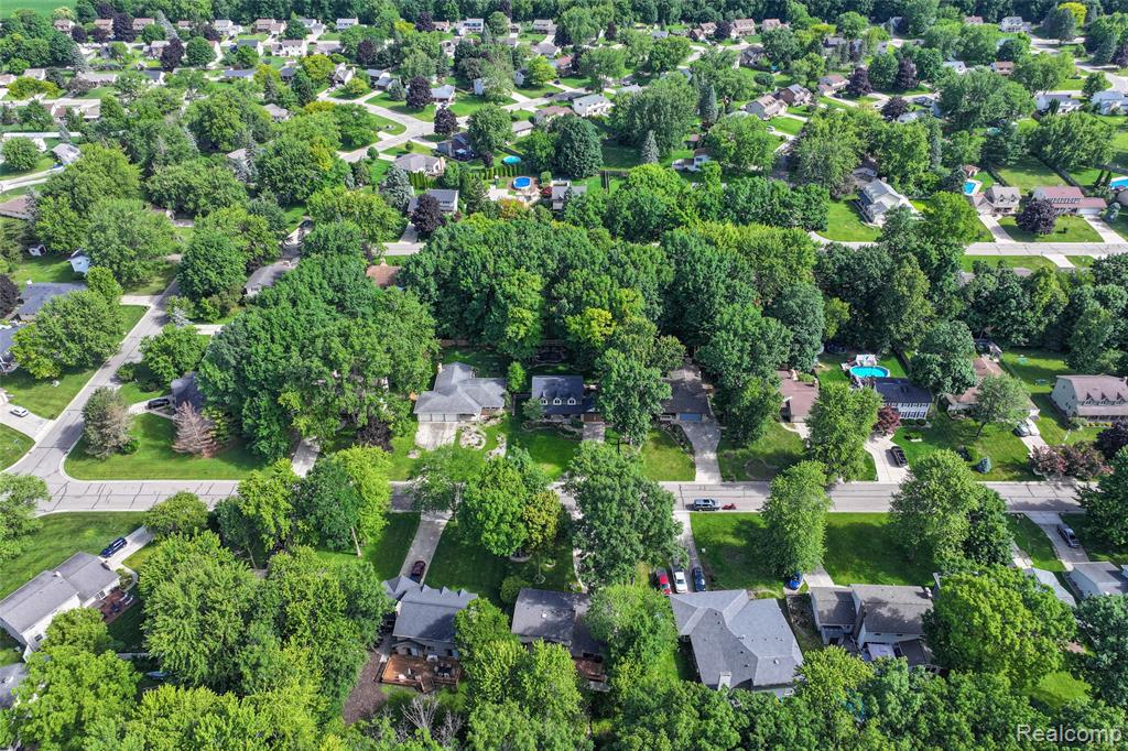 5327 Olde Saybrooke Road, Grand Blanc, MI 48439 — Photo 47