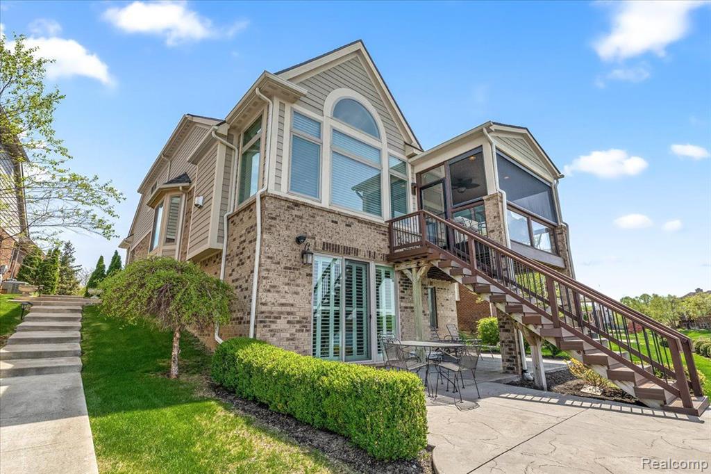 10744 WATERFALL Court, 19, South Lyon, MI 48178 — Photo 38