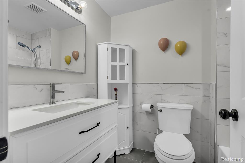 6736 Timber Ridge Drive, Bloomfield Hills, MI 48301 — Photo 26
