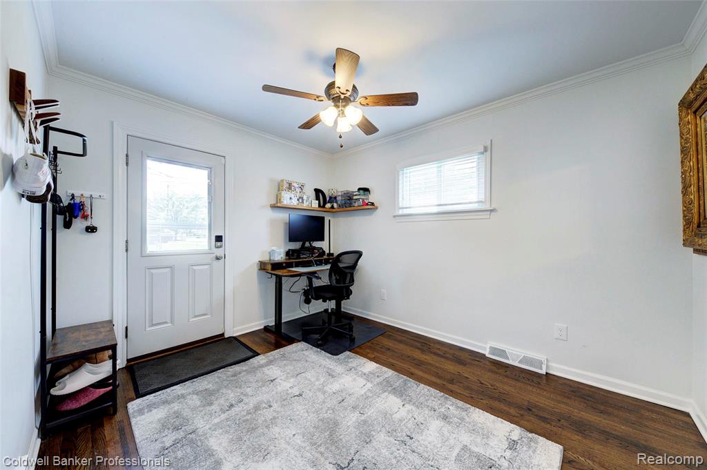 702 Woodlawn Avenue, Royal Oak, MI 48073 — Photo 24