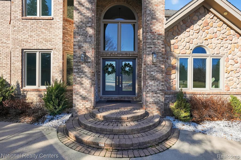 1280 Glen Court, Highland, MI — Photo 3