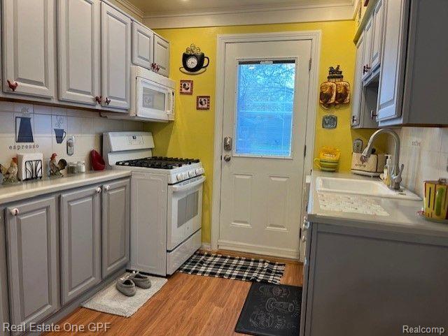 8256 BIRCH Street, Taylor, MI 48180 — Photo 9