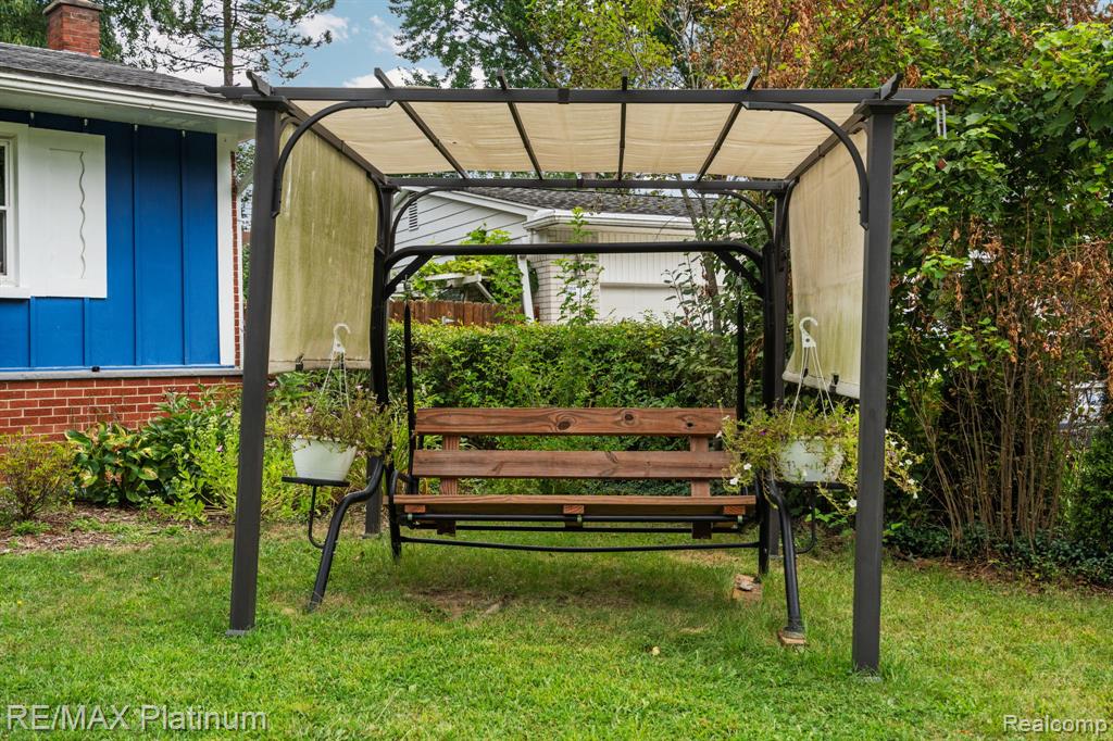 6 Salem Court, Ann Arbor, MI 48104 — Photo 4