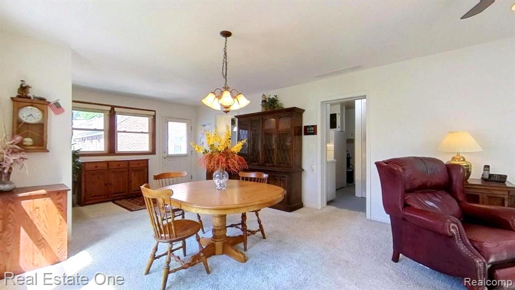 1938 Beverly Street, Sylvan Lake, MI 48320 — Photo 26