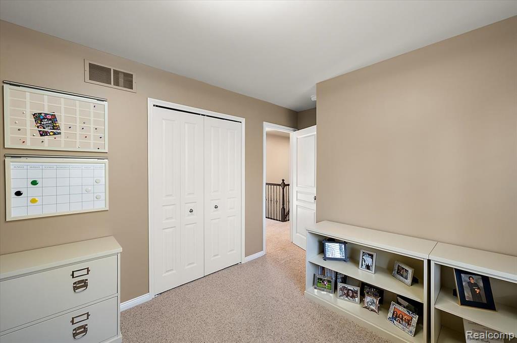 4366 S Lake Lane, Shelby Twp, MI 48316 — Photo 43