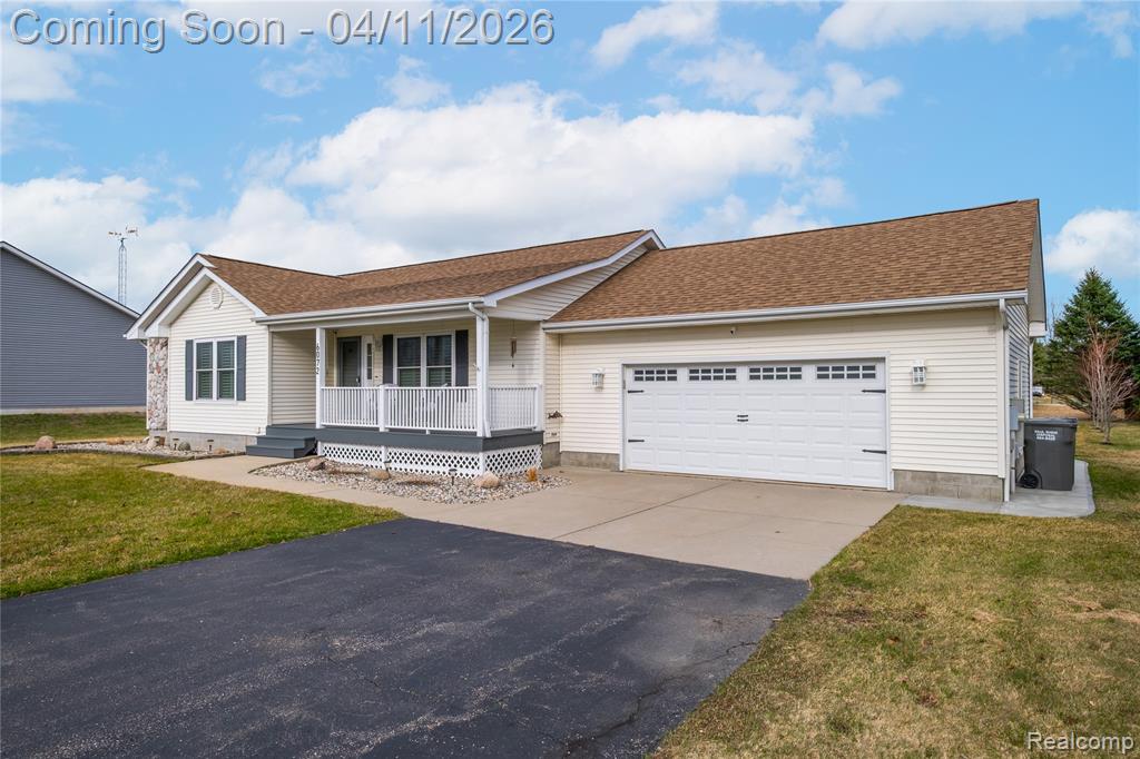 6072 Fish Lake Road, North Branch, MI 48461 — Photo 3
