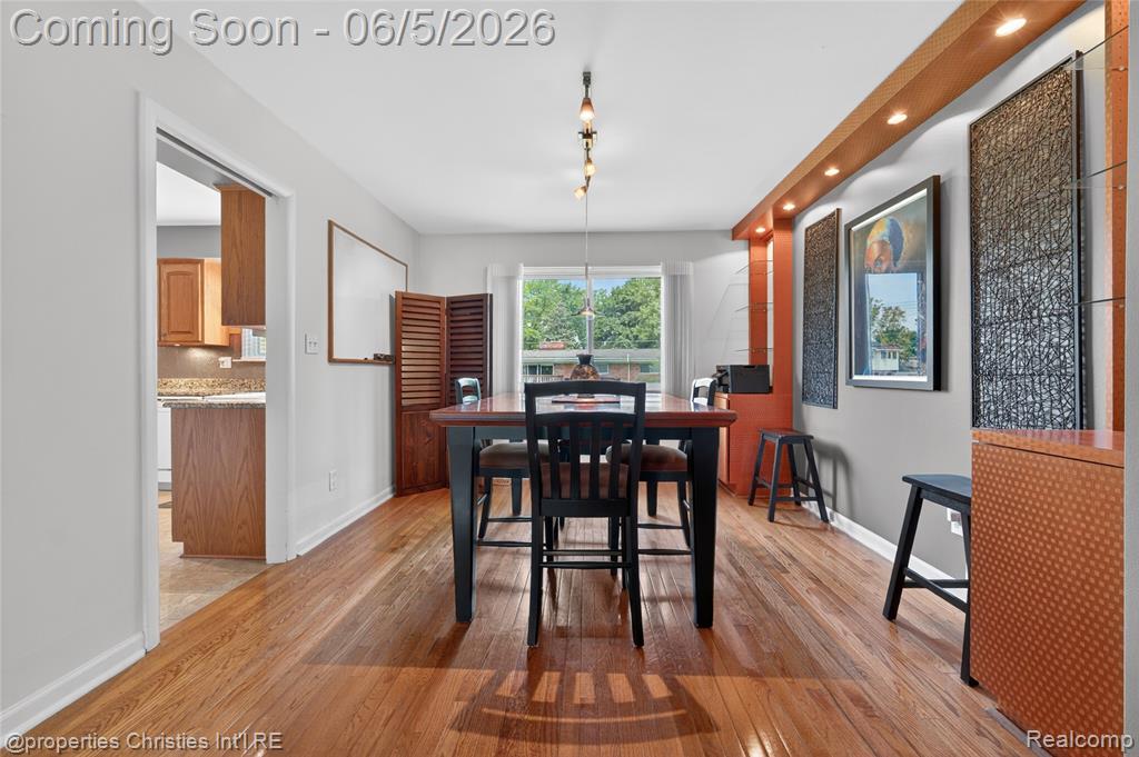 475 Henley Drive, Bloomfield Hills, MI 48304 — Photo 25