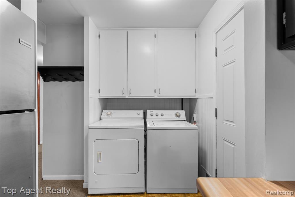 8026 Robert Street, Taylor, MI 48180 — Photo 14