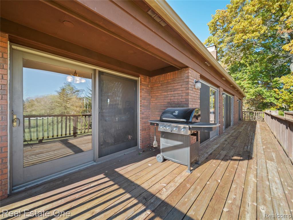 9755 Annabelle Court, South Lyon, MI 48178 — Photo 20