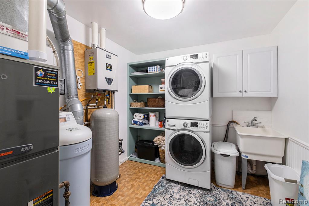 6343 Clovis Avenue E, Flushing, MI 48433 — Photo 23