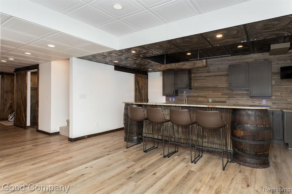 707 GOLF Avenue, Royal Oak, MI 48073 — Photo 36