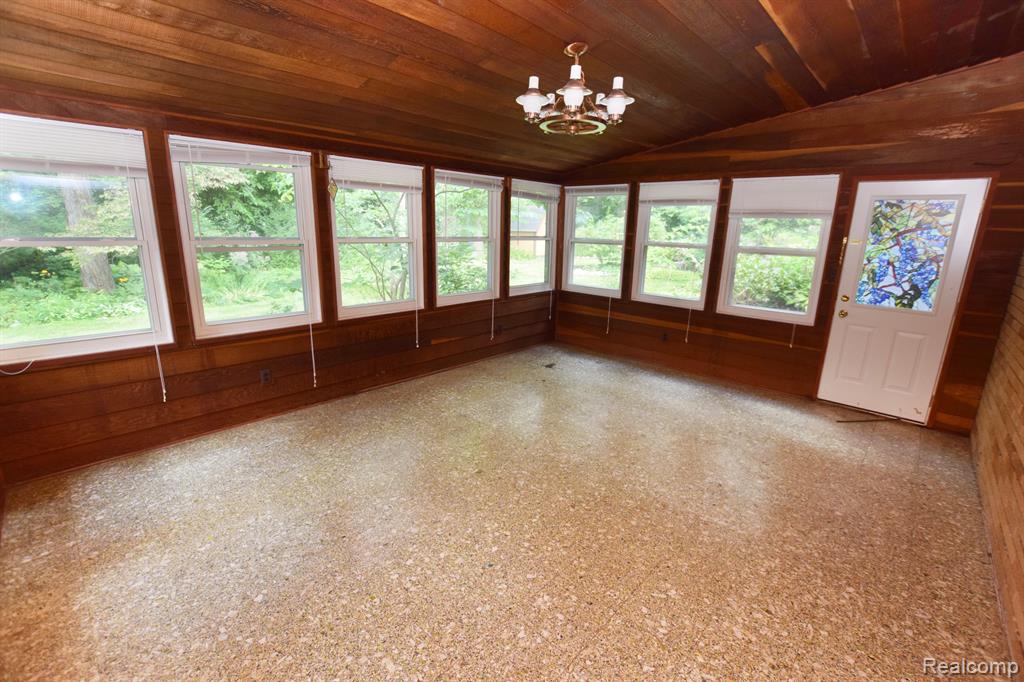 2114 NEEDHAM Road, Ann Arbor, MI 48104 — Photo 19