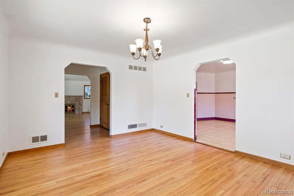 7110 NORMILE Street, Dearborn, MI 48126 — Photo 11