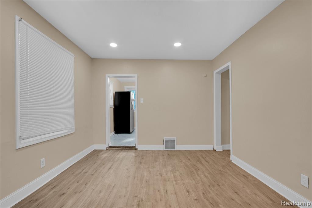 17421 Lumpkin Street, Hamtramck, MI 48212 — Photo 4