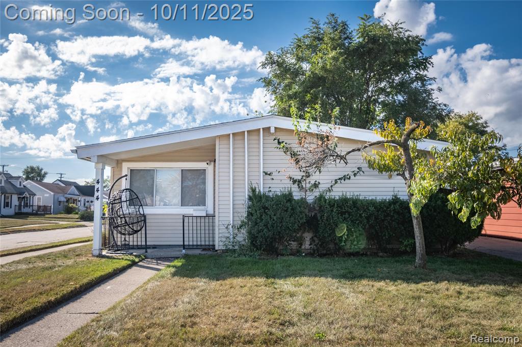 444 S Felker Avenue, Hazel Park, MI 48030 — Photo 24