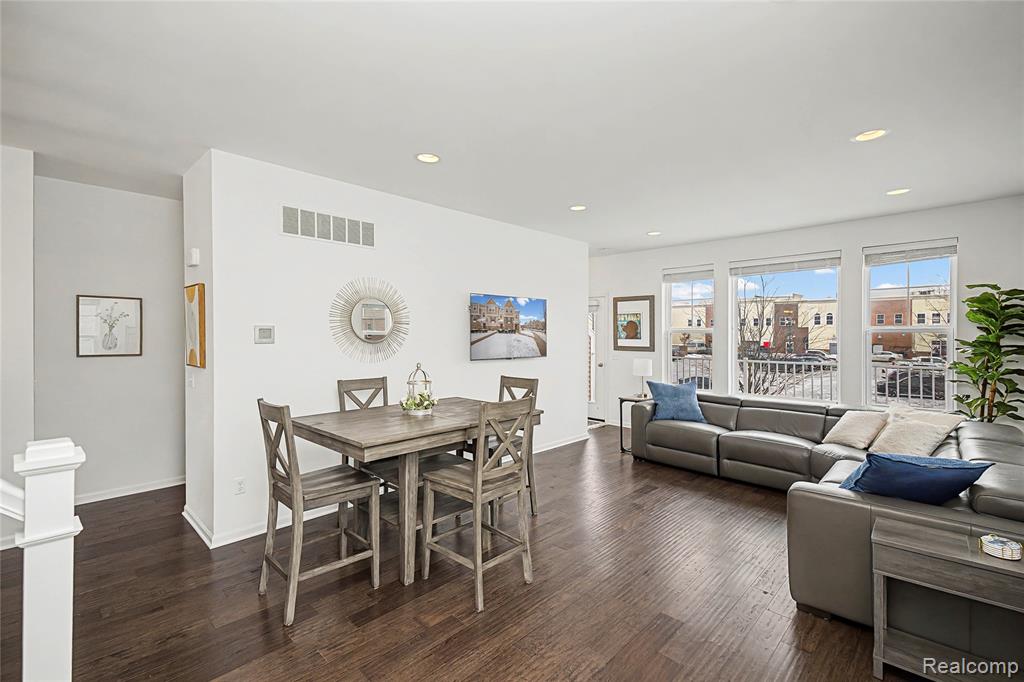3157 Johanna Ware W, Wixom, MI 48393 — Photo 4