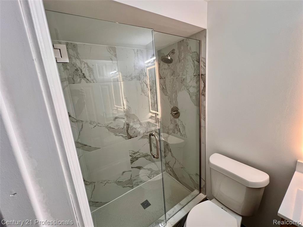 9421 Mapletree Drive, Plymouth, MI 48170 — Photo 15