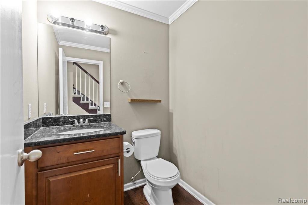 44808 Rivergate Drive, Clinton Twp, MI 48038 — Photo 17
