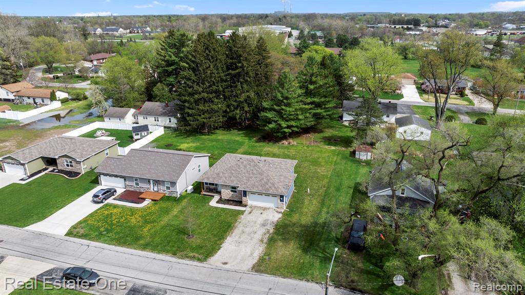 15586 Pine Street, Monroe, MI 48161 — Photo 26