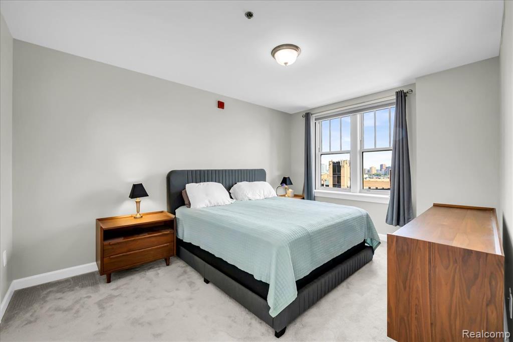 525 W LAFAYETTE Boulevard, 11D, Detroit, MI 48226 — Photo 28