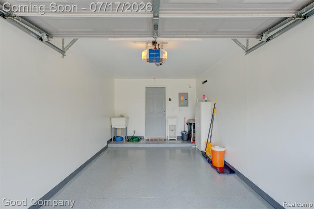 53041 Providence Drive, Utica, MI 48316 — Photo 42