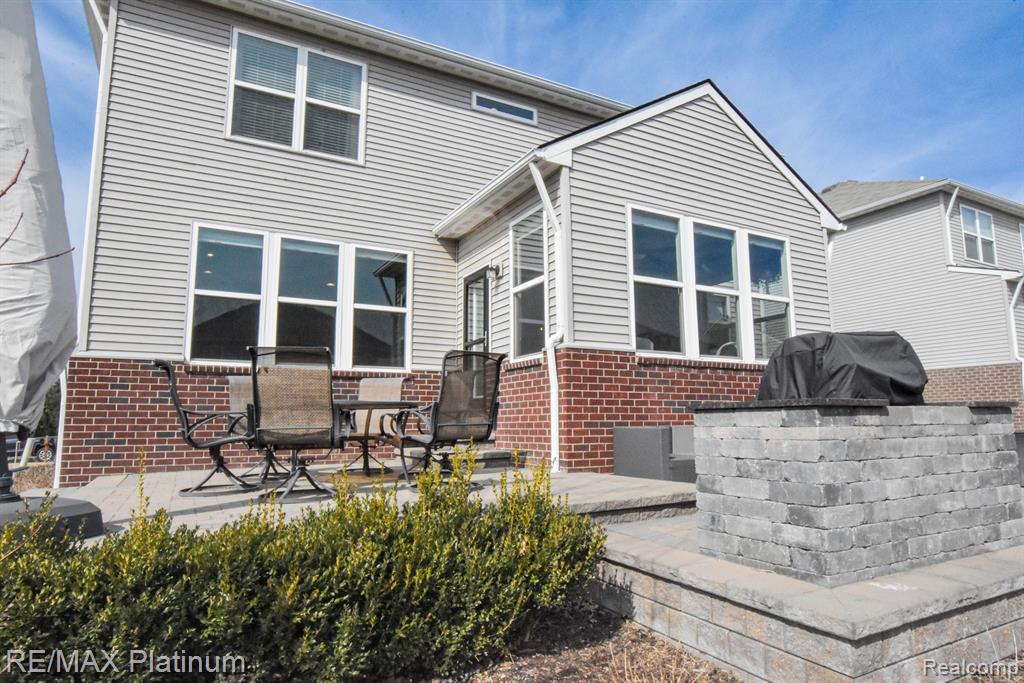 29914 BRAEBURN, New Hudson, MI 48165 — Photo 7