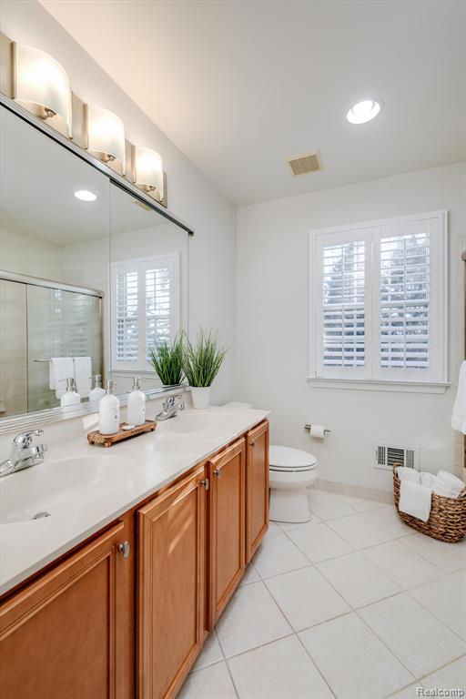 15316 BAY HILL Drive, Northville, MI 48168 — Photo 35