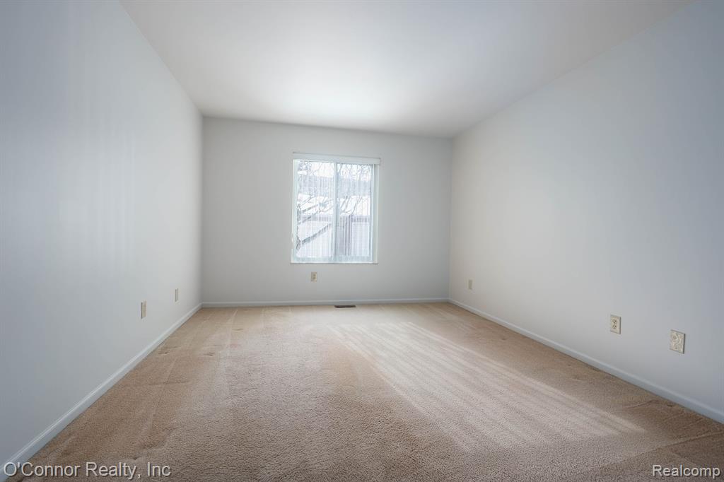 1660 River Road, 53, Marysville, MI 48040 — Photo 15