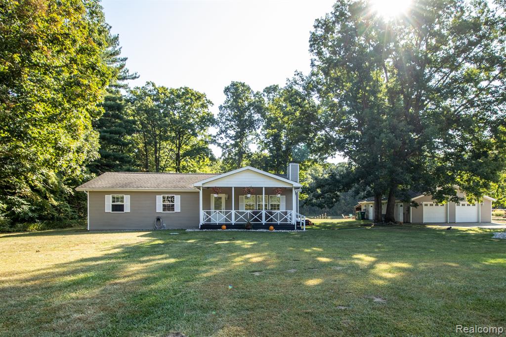 12595 N Budd Road, Burt, MI 48417 — Photo 2