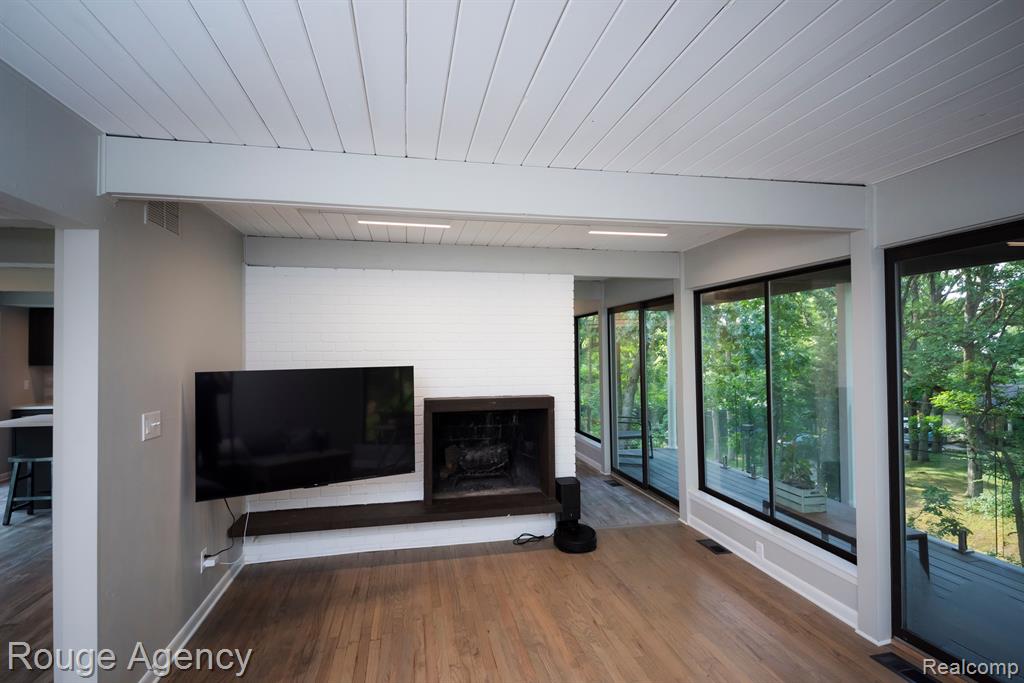 7305 SCENIC RIDGE Drive, Clarkston, MI — Photo 9