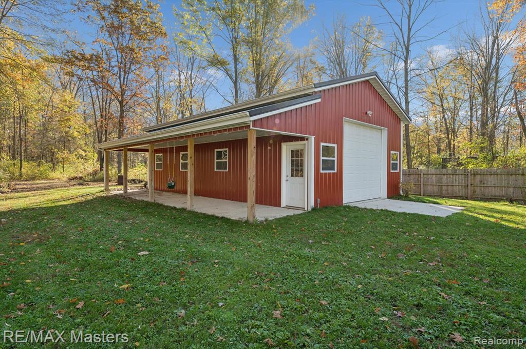 25845 Martinsville Road, New Boston, MI 48164 — Photo 3