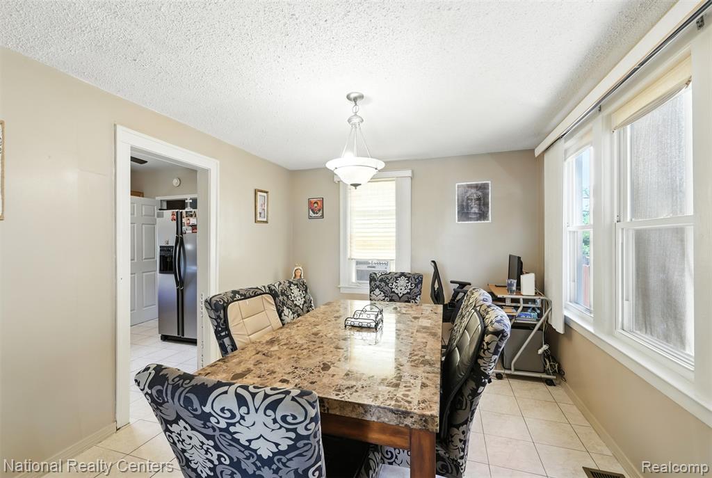 1041 Adeline Street, Highland Park, MI 48203 — Photo 10
