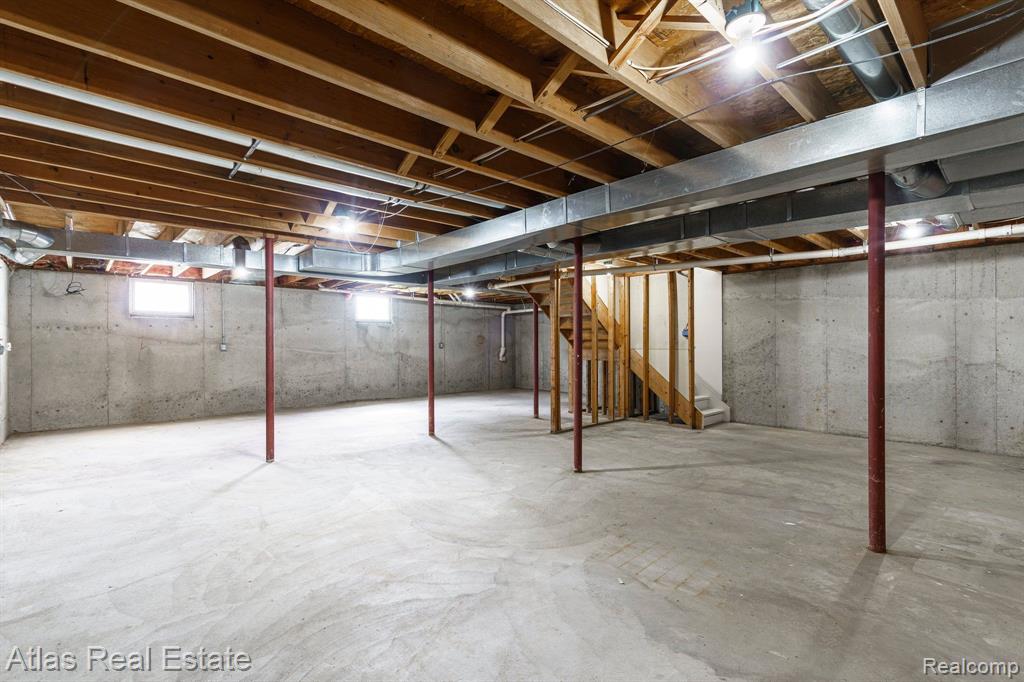 7371 BURPEE Road, Grand Blanc, MI 48439 — Photo 47